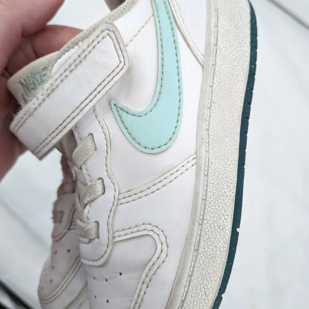 Nike Court Borough Low Toddler Sneakers White Mint Hook Loop‎ Size 9C